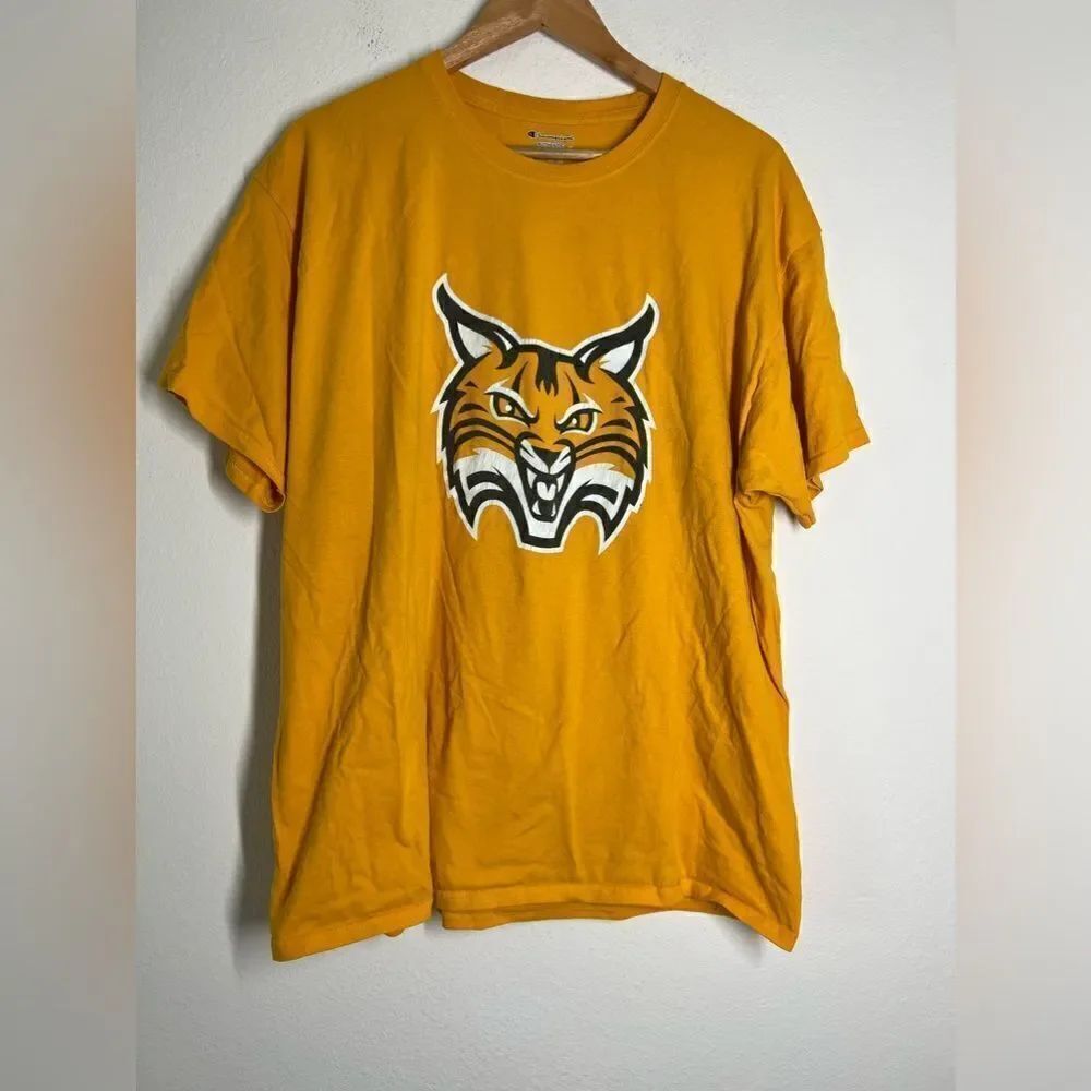 Champion Yellow T-shirt Size XL